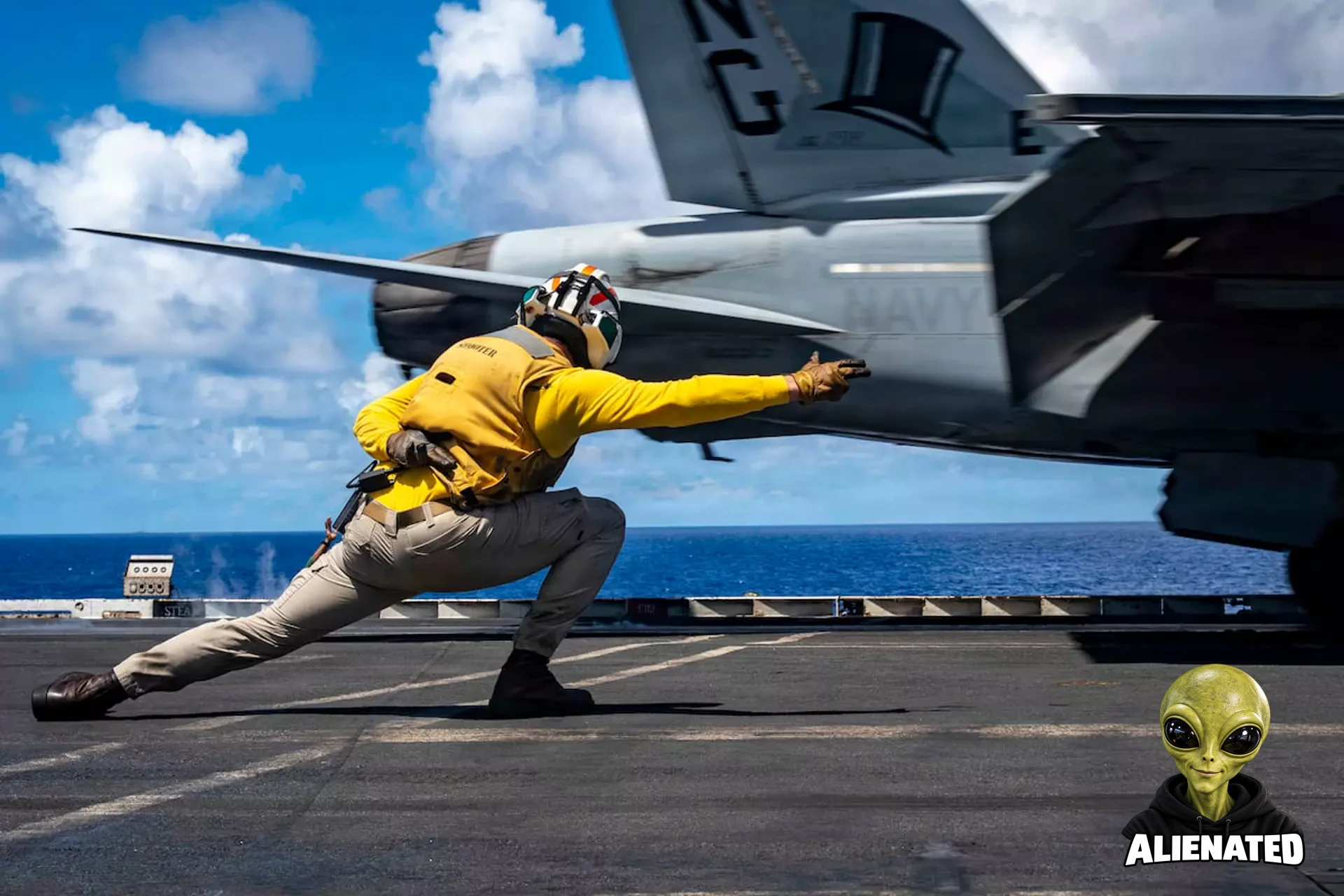 USS Abraham Lincoln to return home after 320 days