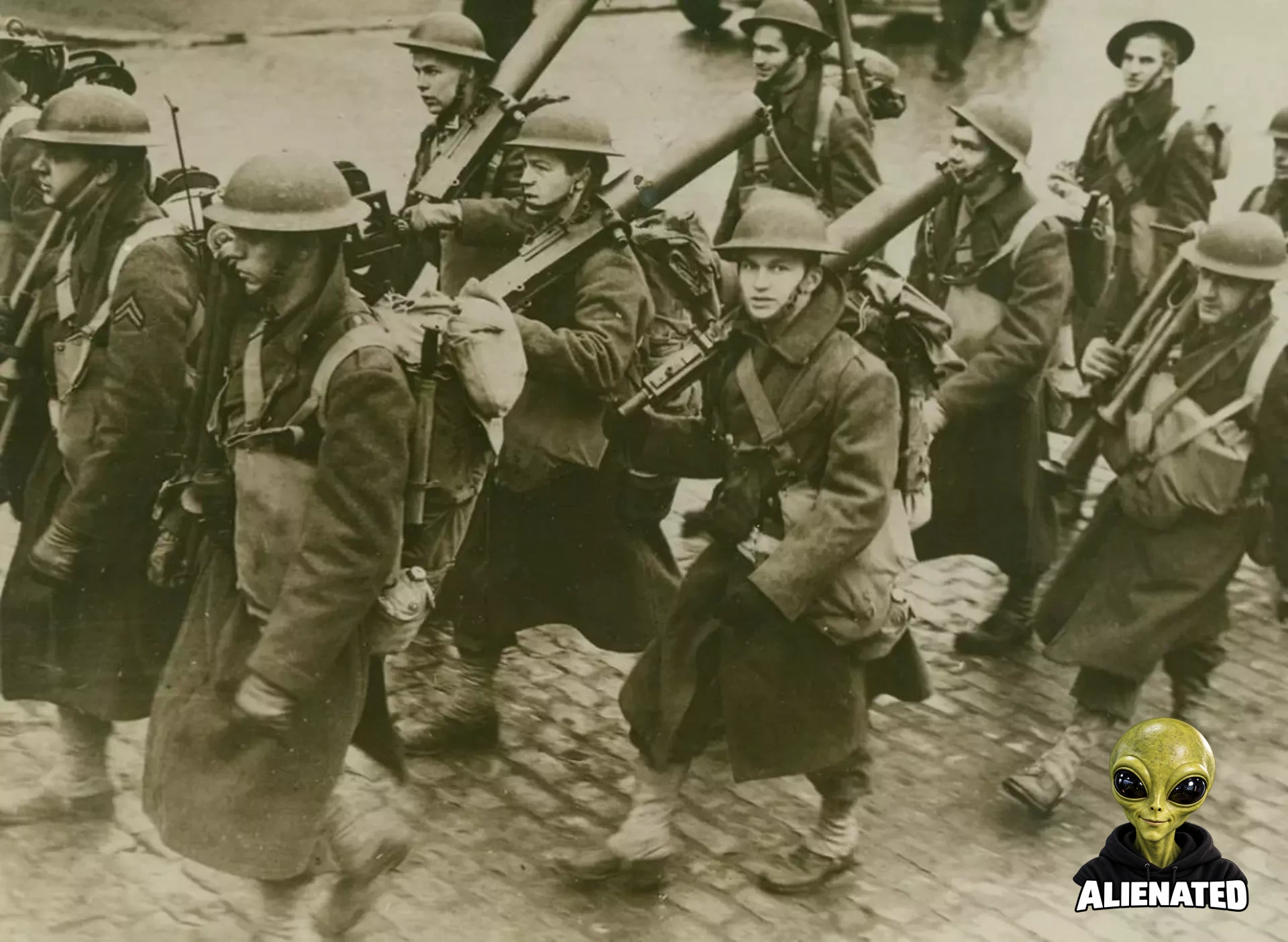 soldiers-of-the-american-expeditionary-force-march-through-v0-3jjnb3i4oud71